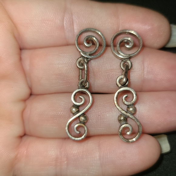 Artistic Spiral Sterling 925 Earrings - Picture 2 of 2
